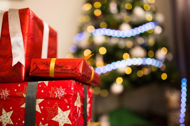 How To Protect Yourself When Holiday Shopping